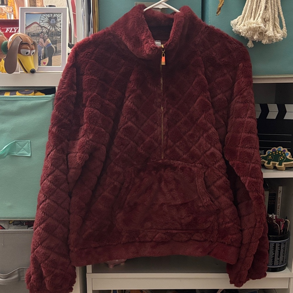 Women's Quilted Quarter Zip Burgundy Jacket